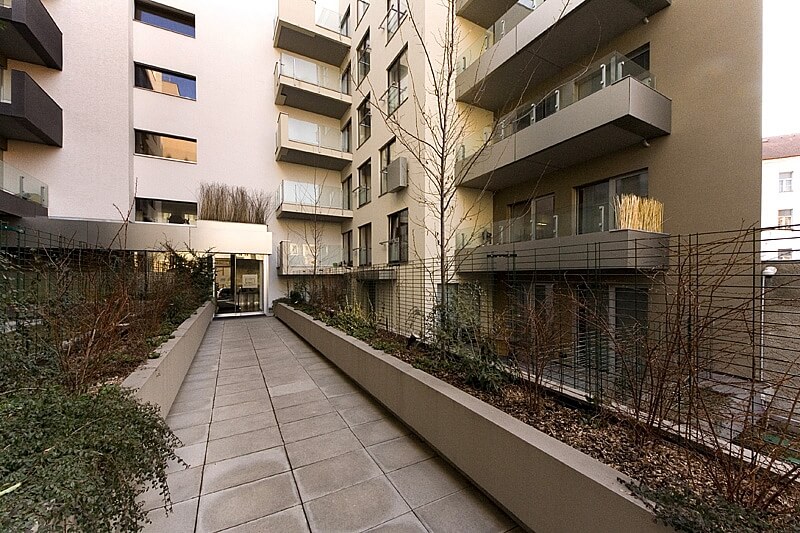 Prokopova, Žižkov - Prague 3 | Rent, Apartment One-bedroom (2+kk), 68 m²