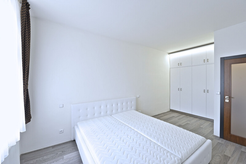 Slezská, Vinohrady - Praha 2 | Pronájem, Byt 3+kk, 68 m²