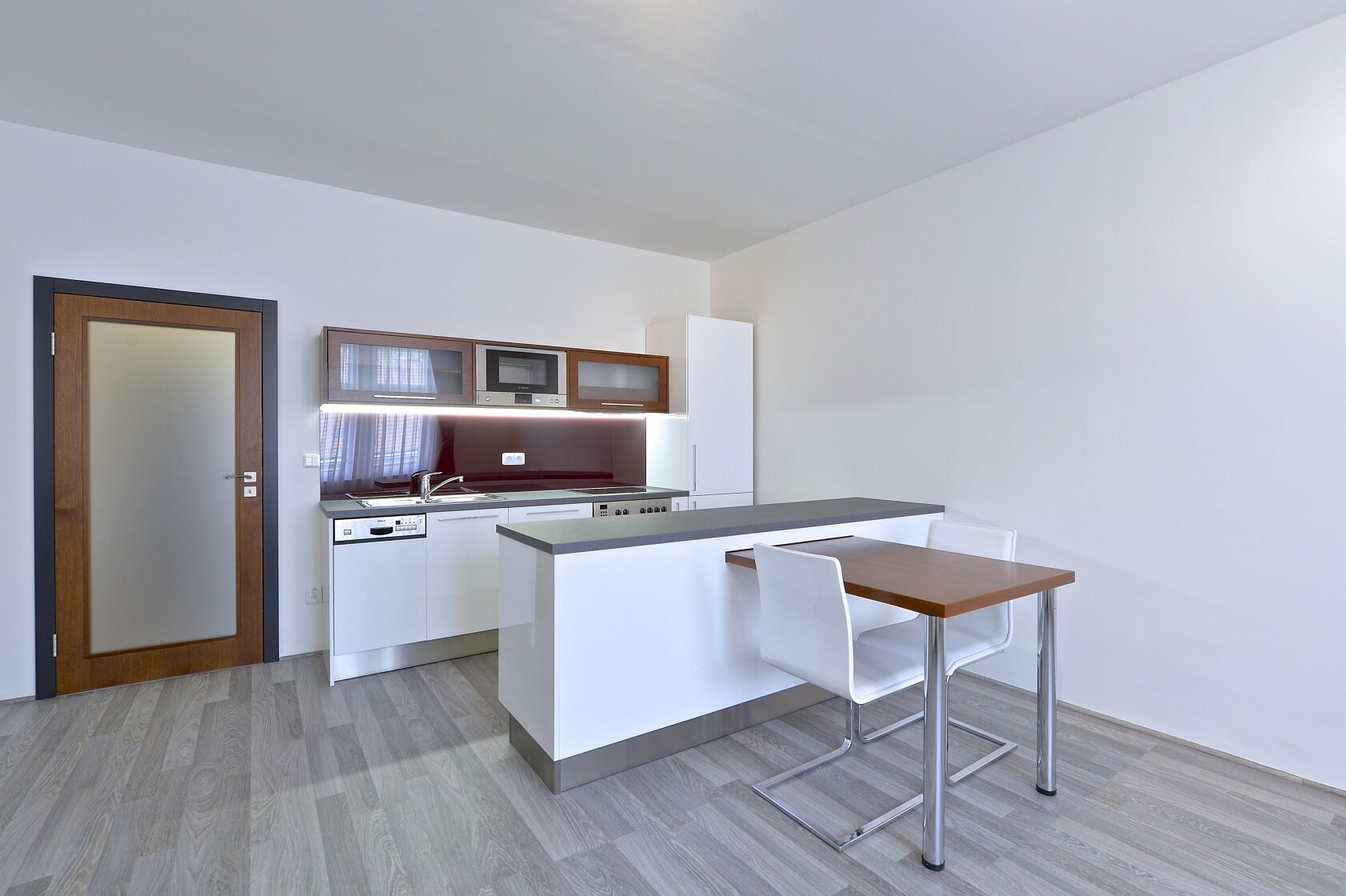 Slezská, Vinohrady - Prague 2 | Rent, Apartment Two-bedroom (3+kk), 68 m²