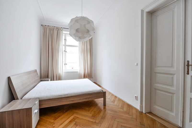 Zborovská, Smíchov - Prague 5 | Rent, Apartment One-bedroom (2+1), 87 m²