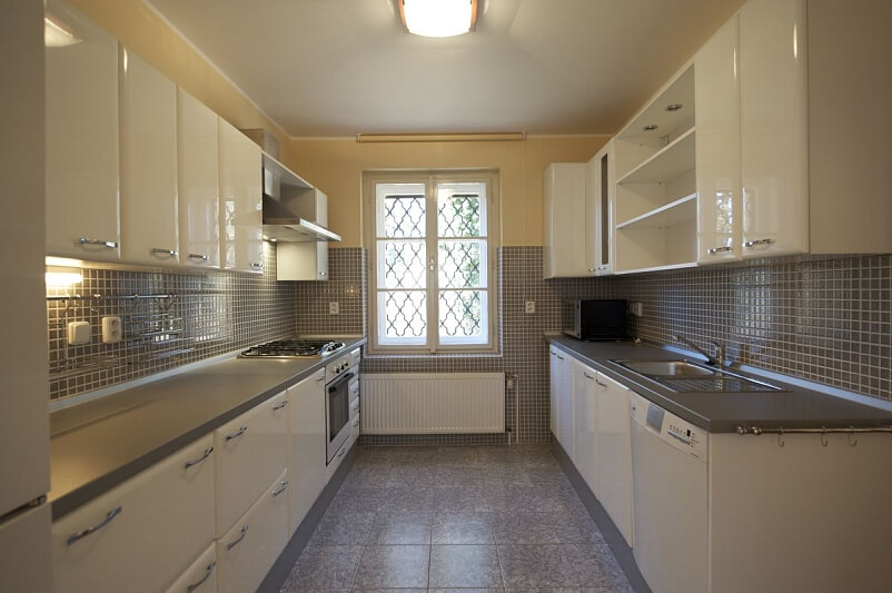 V lučinách, Hodkovičky - Praha 4 | Pronájem, Rodinný dům 5+kk, 180 m²