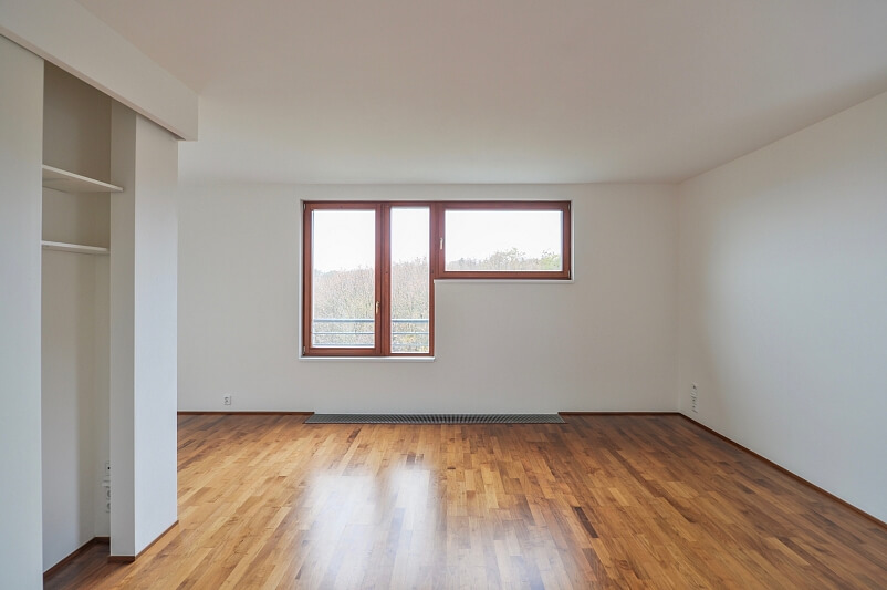 Klímova, Radlice - Prague 5 | Rent, Apartment One-bedroom (2+kk), 70 m²