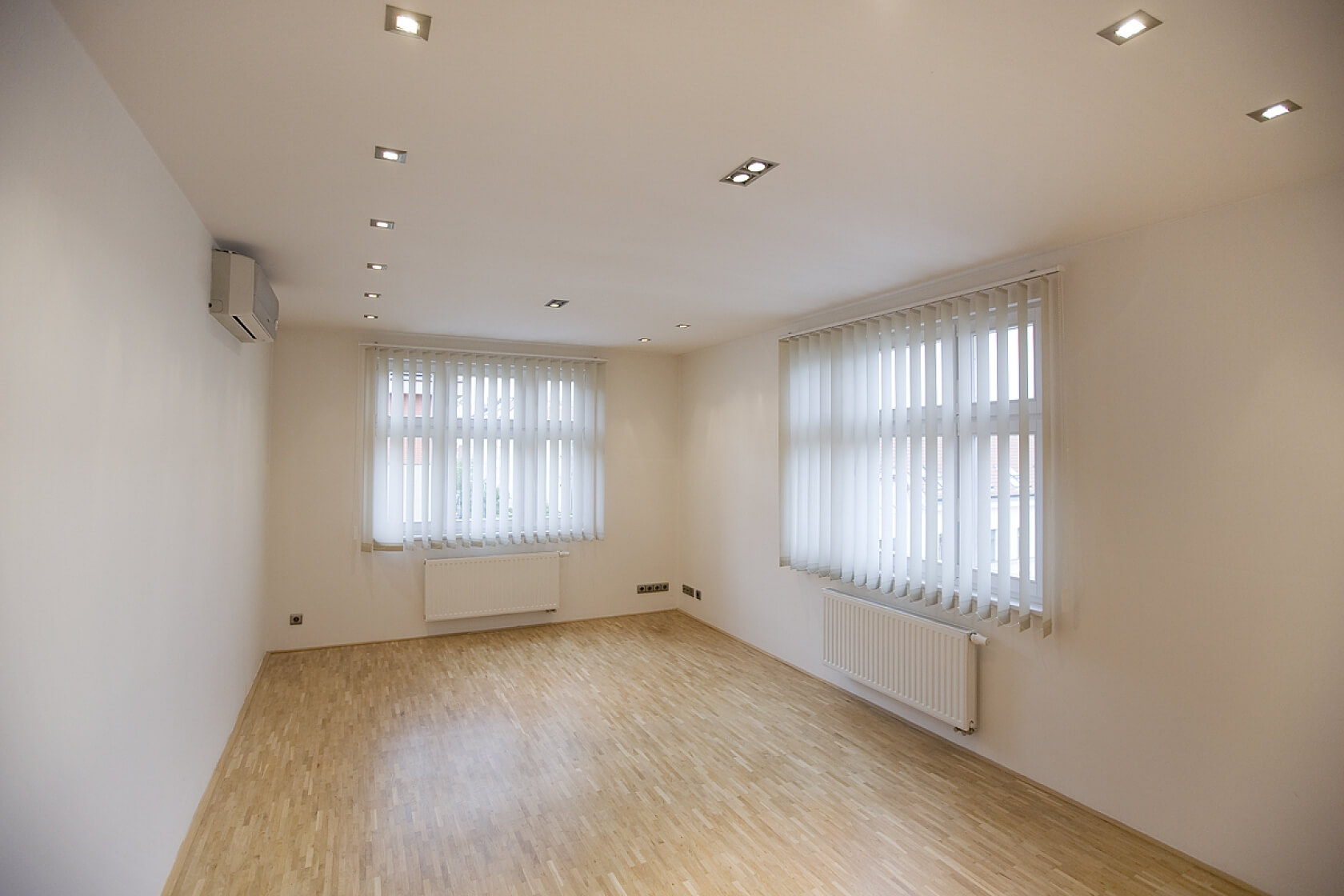 Roháčova, Žižkov - Prague 3 | Sale, Apartment Two-bedroom (3+1), 95 m²