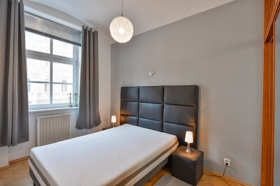 Ovenecká, Holešovice - Prague 7 | Rent, Apartment Two-bedroom (3+1), 90 m²
