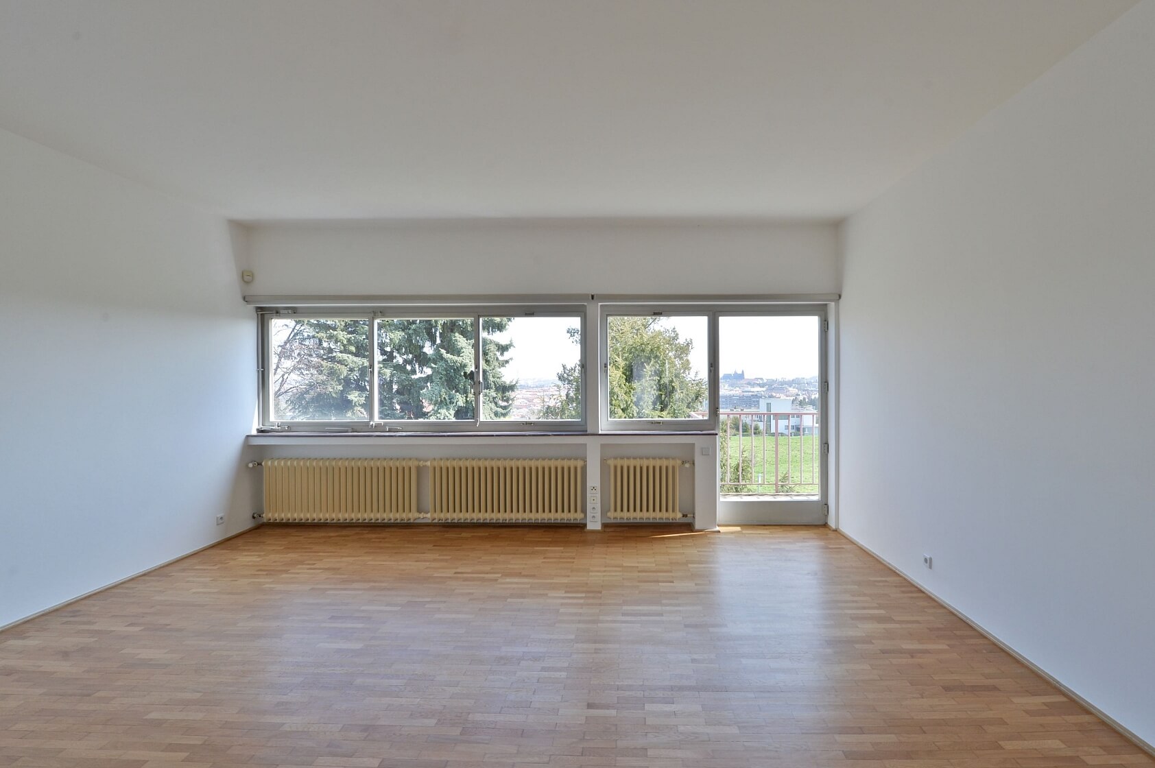 Na Kodymce, Dejvice - Prague 6 | Rent, Apartment One-bedroom (2+1), 95 m²