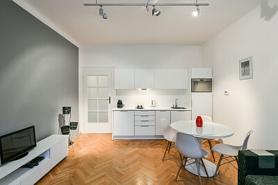 Haštalské náměstí, Staré Město - Praha 1 | Pronájem, Byt 2+kk, 50 m²
