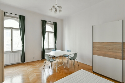 Uruguayská, Vinohrady - Prague 2 | Rent, Apartment Two-bedroom (3+1), 100 m²
