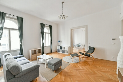 Uruguayská, Vinohrady - Prague 2 | Rent, Apartment Two-bedroom (3+1), 100 m²