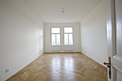 Janáčkovo nábřeží, Smíchov - Prague 5 | Rent, Apartment One-bedroom (2+1), 85 m²