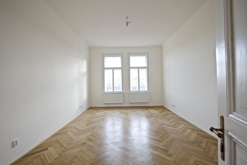 Janáčkovo nábřeží, Smíchov - Prague 5 | Rent, Apartment One-bedroom (2+1), 85 m²