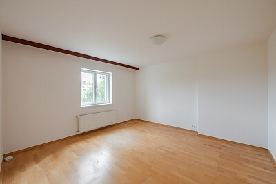 N. A. Někrasova, Bubeneč - Prague 6 | Rent, Apartment Three-bedroom (4+kk), 145 m²