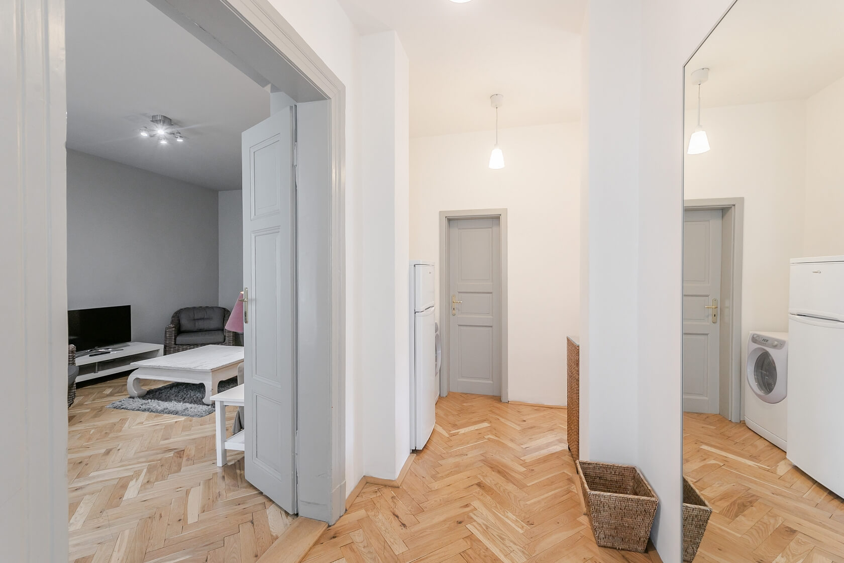 Ve Smečkách, Nové Město - Prague 1 | Rent, Apartment One-bedroom (2+kk), 70 m²