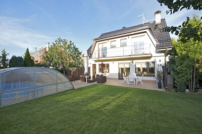 Želivská, Říčany - Praha-východ | Pronájem, Rodinný dům 5+1, 350 m²