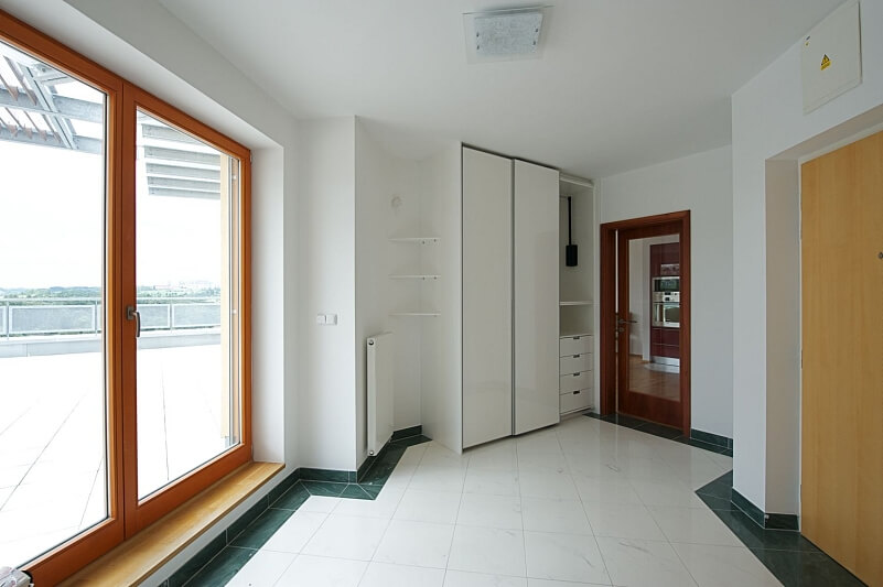 Do Klukovic, Barrandov - Prague 5 | Rent, Apartment Three-bedroom (4+kk), 265 m²