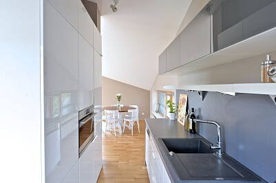 Horská, Nové Město - Prague 2 | Rent, House Three-bedroom (4+kk), 150 m²