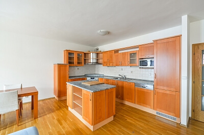 Závěrka, Břevnov - Prague 6 | Rent, Apartment Two-bedroom (3+kk), 90 m²