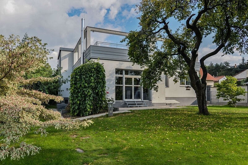 Tylovická, Zličín - Prague 5 | Rent, House Five-bedroom (6+1), 420 m²