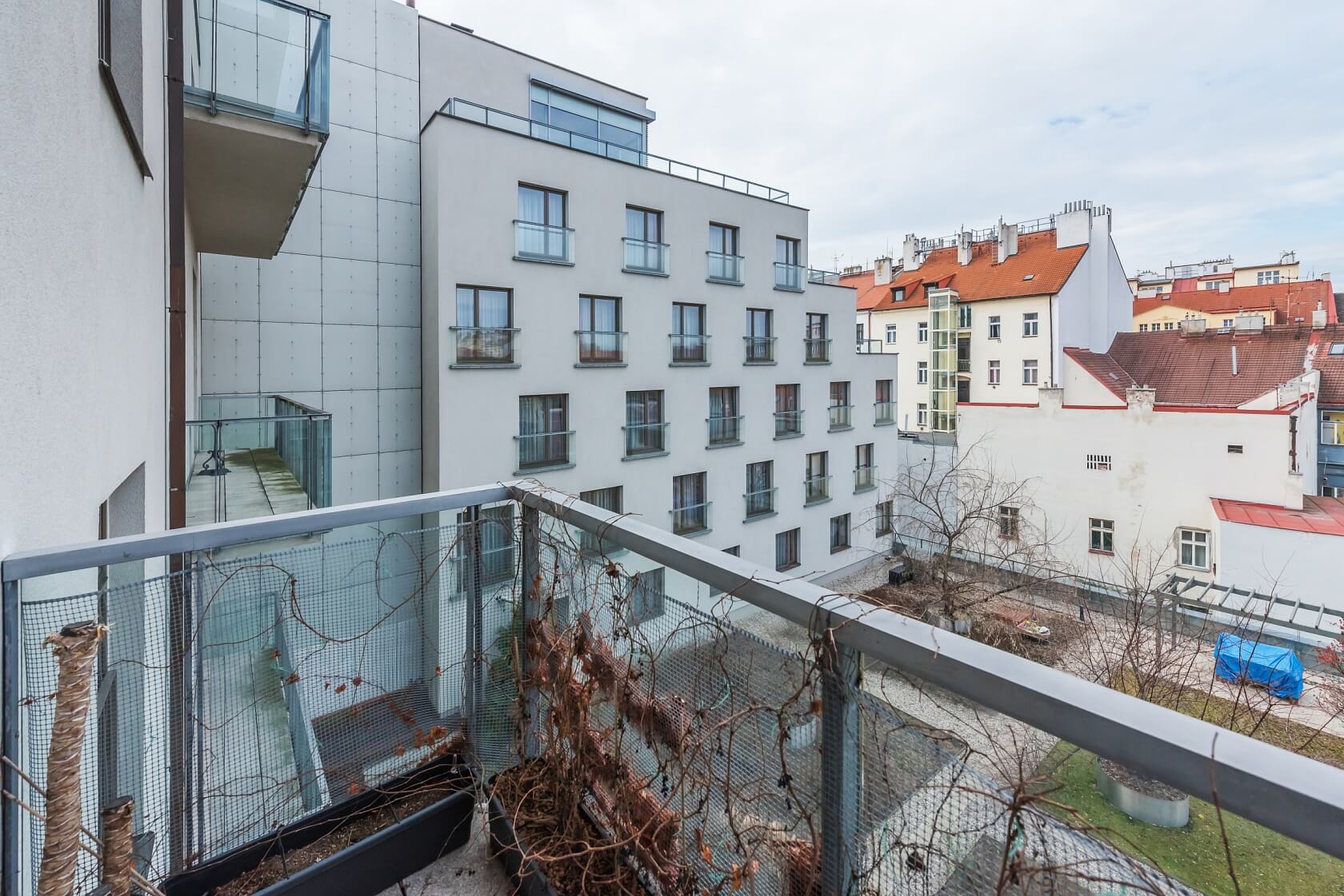 Na Děkance, Nové Město - Praha 2 | Pronájem, Byt 2+kk, 61 m²