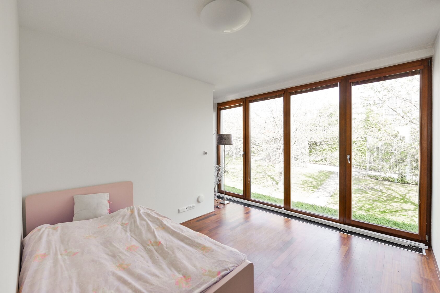 Šermířská, Břevnov - Prague 6 | Rent, Apartment One-bedroom (2+kk), 67 m²