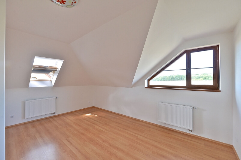 Akátová, Horoměřice - Praha-západ | Rent, House Four-bedroom (5+kk), 230 m²