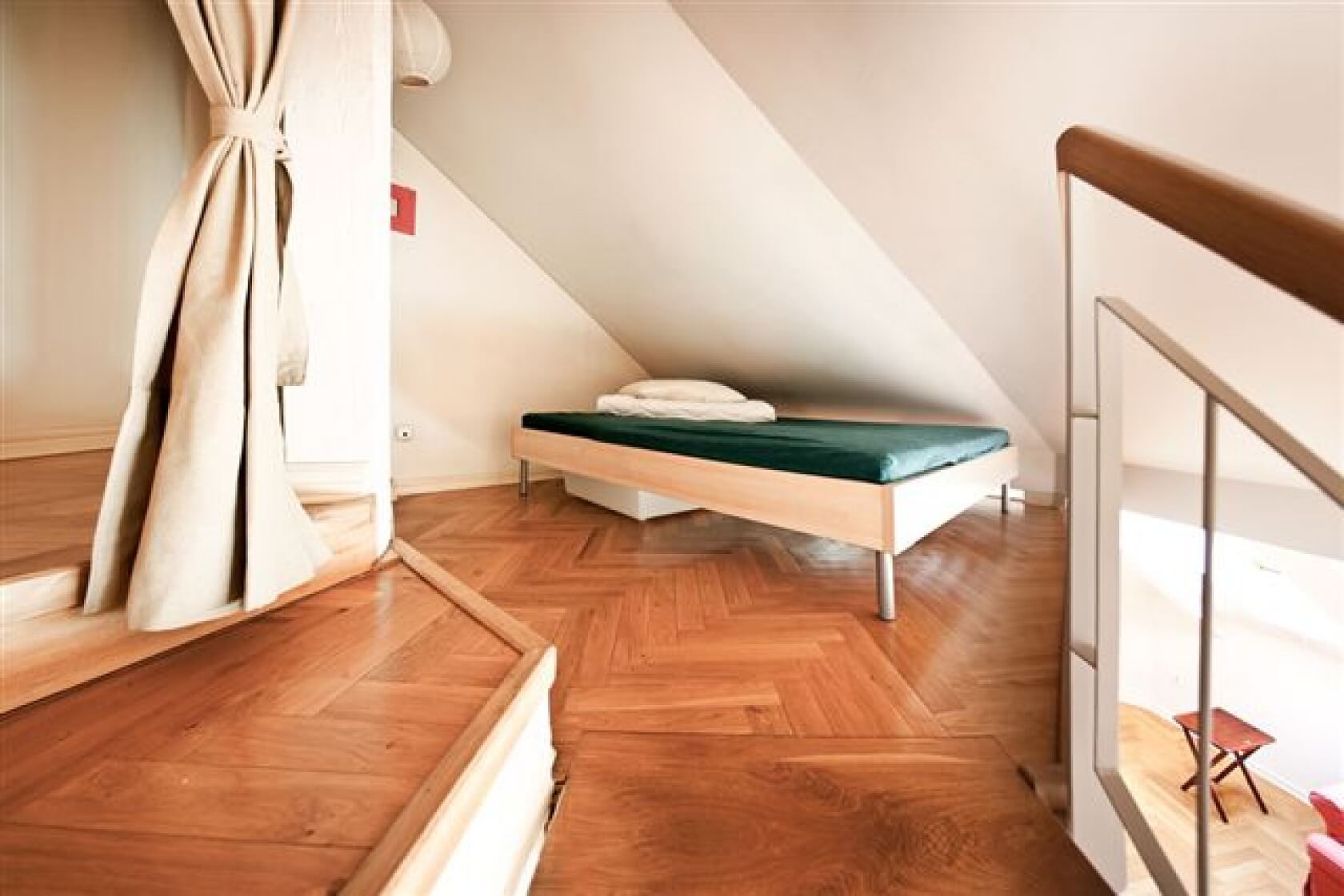 Varšavská, Vinohrady - Praha 2 | Pronájem, Byt 1+kk, 47 m²