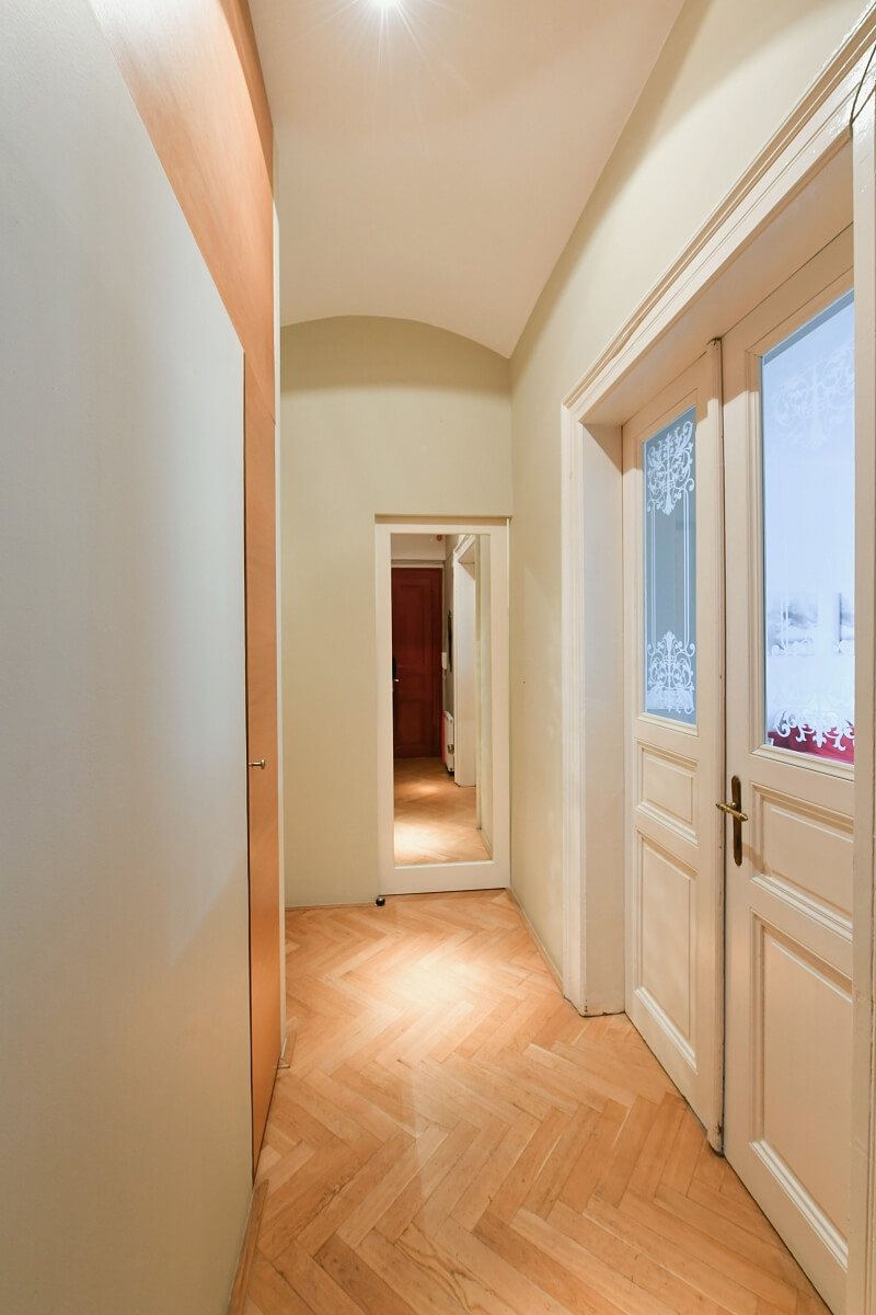 Na Kozačce, Vinohrady - Prague 2 | Rent, Apartment Two-bedroom (3+kk), 83 m²