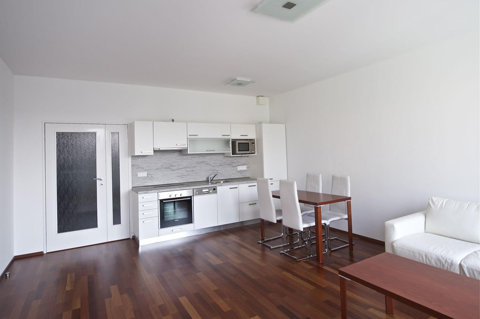 Švédská, Smíchov - Prague 5 | Rent, Apartment One-bedroom (2+kk), 65 m²