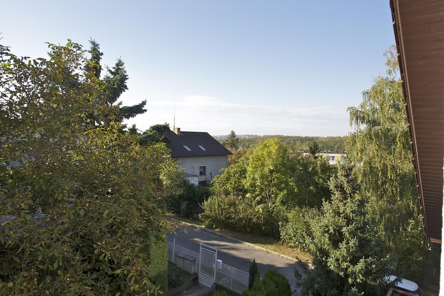 Podedvorská, Kyje - Praha 9 | Pronájem, Rodinný dům 7+1, 200 m²