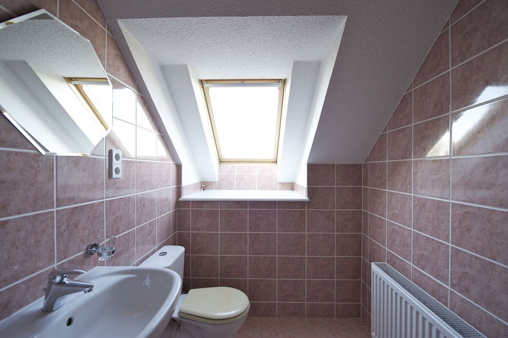 Podedvorská, Kyje - Praha 9 | Pronájem, Rodinný dům 7+1, 200 m²