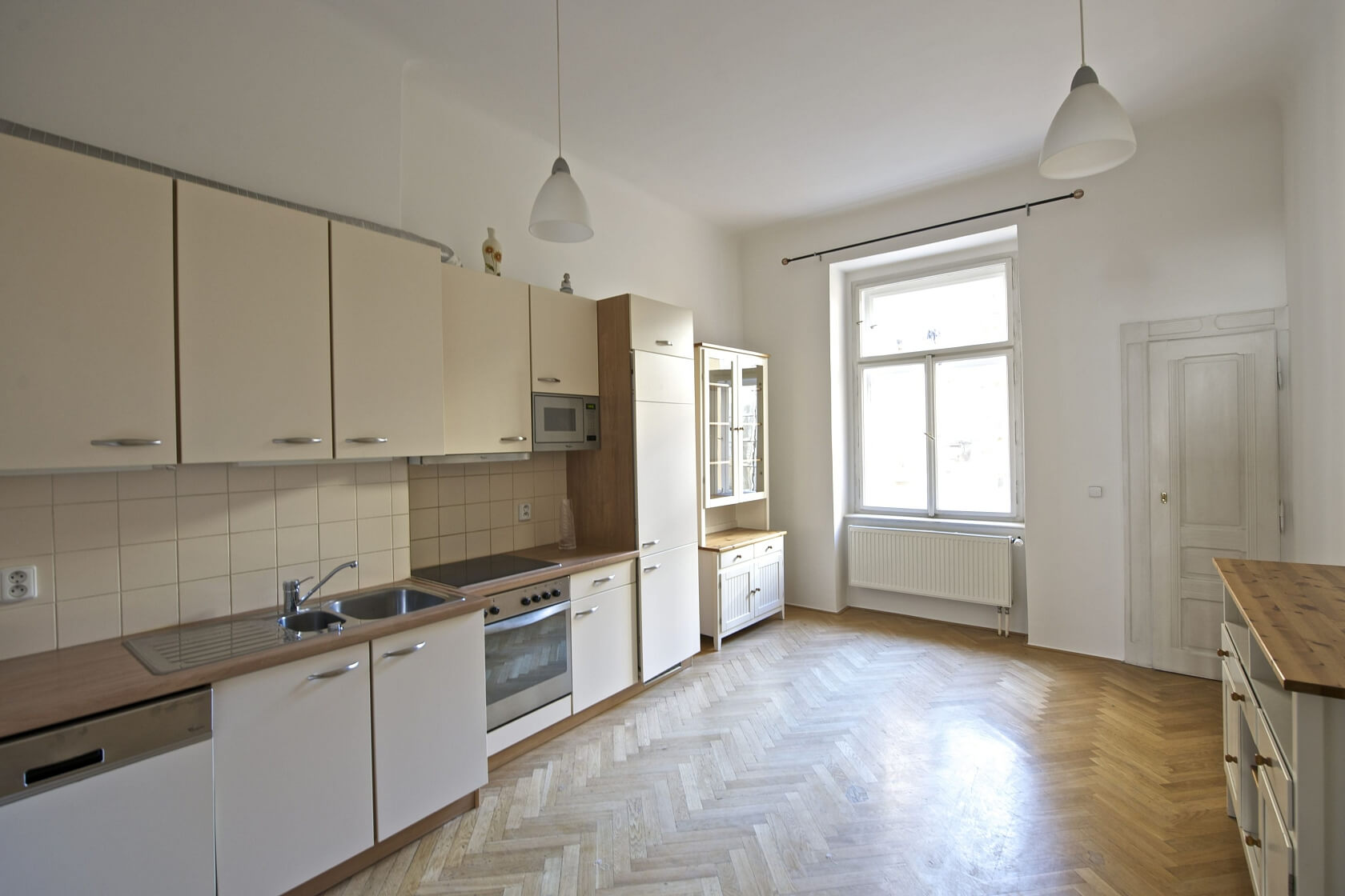 Strossmayerovo náměstí, Letná - Praha 7 | Pronájem, Byt 3+1, 111 m²