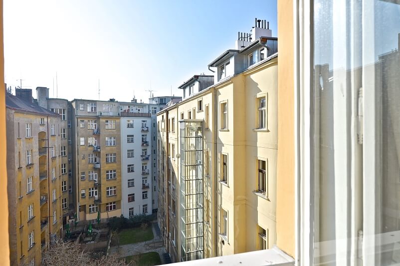 Strossmayerovo náměstí, Holešovice - Prague 7 | Rent, Apartment Studio (1+1), 39 m²
