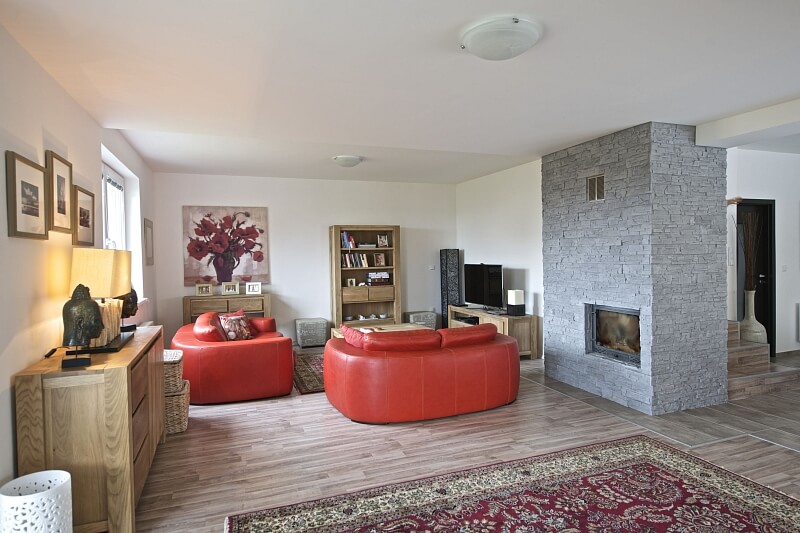 Akátová, Horoměřice - Praha-západ | Rent, House Six-bedroom (7+kk), 380 m²