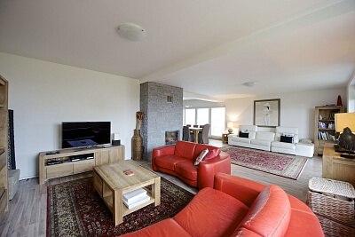 Akátová, Horoměřice - Praha-západ | Pronájem, Rodinný dům 7+kk, 380 m²