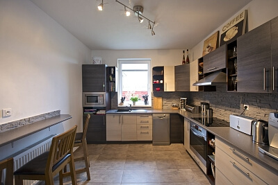 Akátová, Horoměřice - Praha-západ | Pronájem, Rodinný dům 7+kk, 380 m²