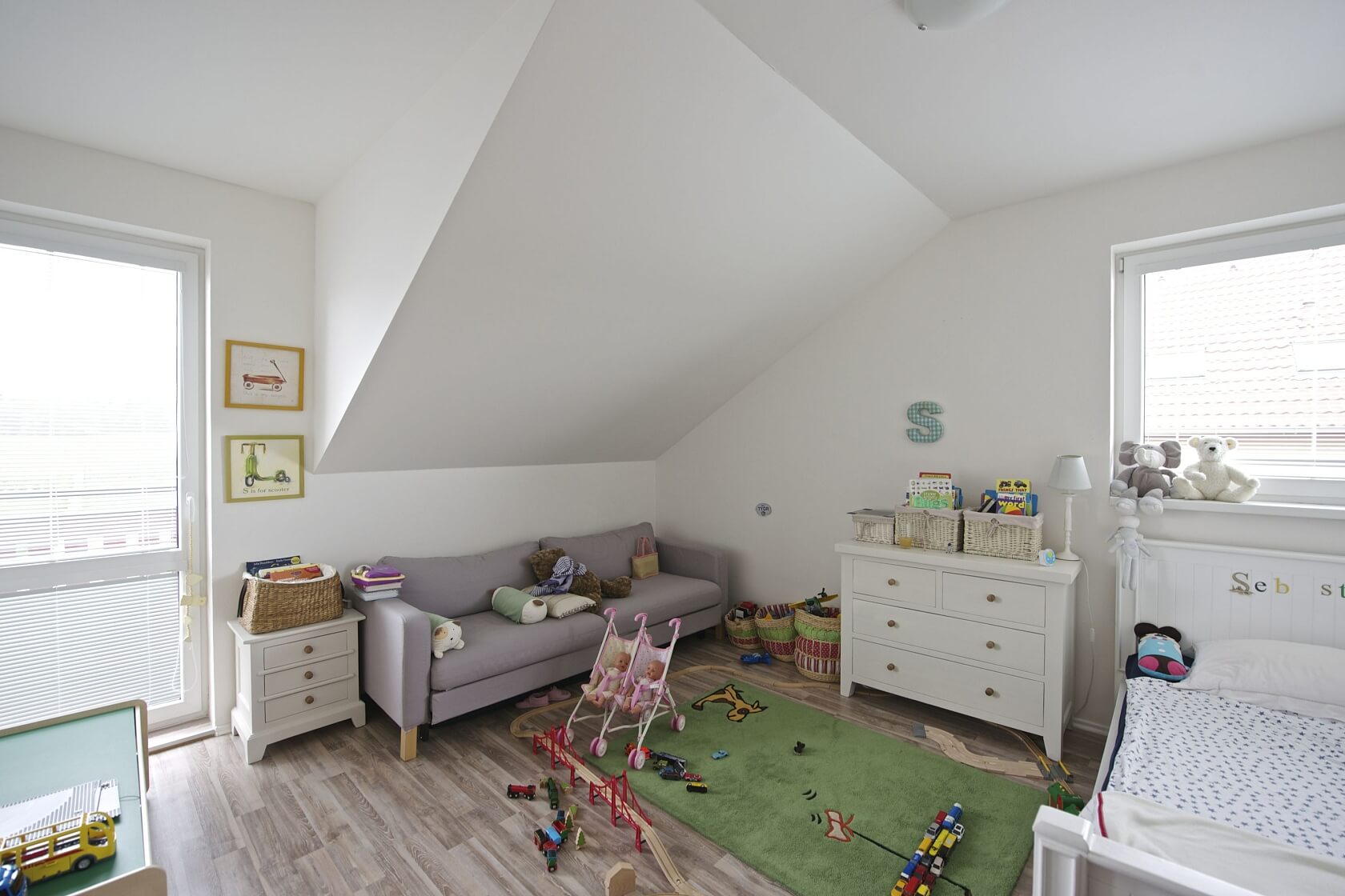 Akátová, Horoměřice - Praha-západ | Rent, House Six-bedroom (7+kk), 380 m²