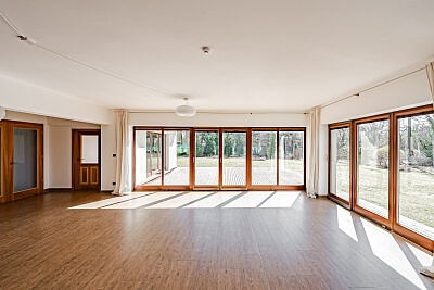 Lhotecká, Ohrobec - Praha-západ | Pronájem, Rodinný dům 5+kk, 260 m²