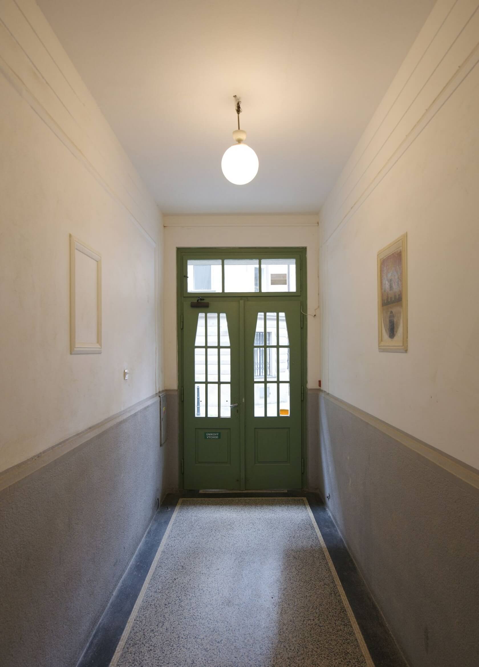 U staré školy, Staré Město - Praha 1 | Pronájem, Byt 2+kk, 53 m²