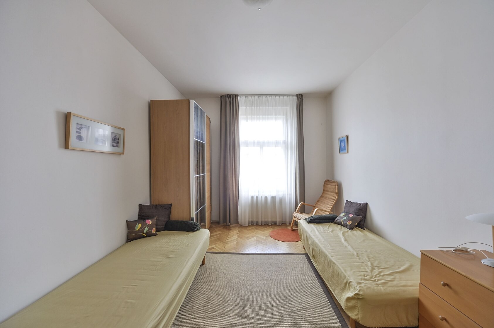 Belgická, Vinohrady - Prague 2 | Rent, Apartment Two-bedroom (3+kk), 100 m²