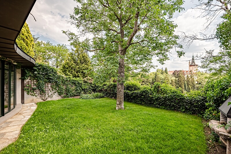 Ke Školce, Průhonice - Praha-západ | Pronájem, Rodinný dům 5+1, 279 m²