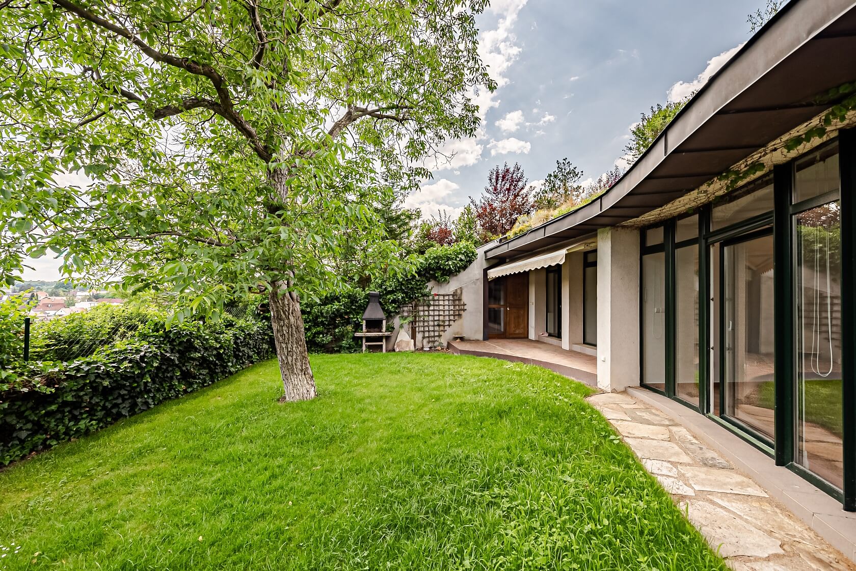 Ke Školce, Průhonice - Praha-západ | Rent, House Four-bedroom (5+1), 279 m²