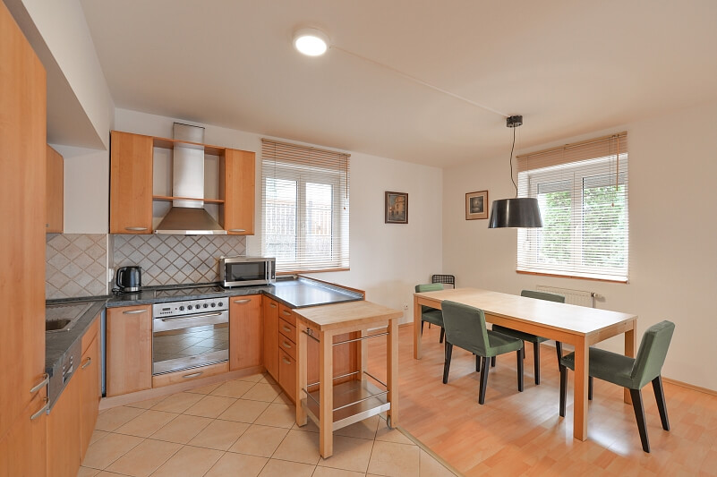 K Beránku, Modřany - Praha 4 | Pronájem, Rodinný dům 5+kk, 186 m²