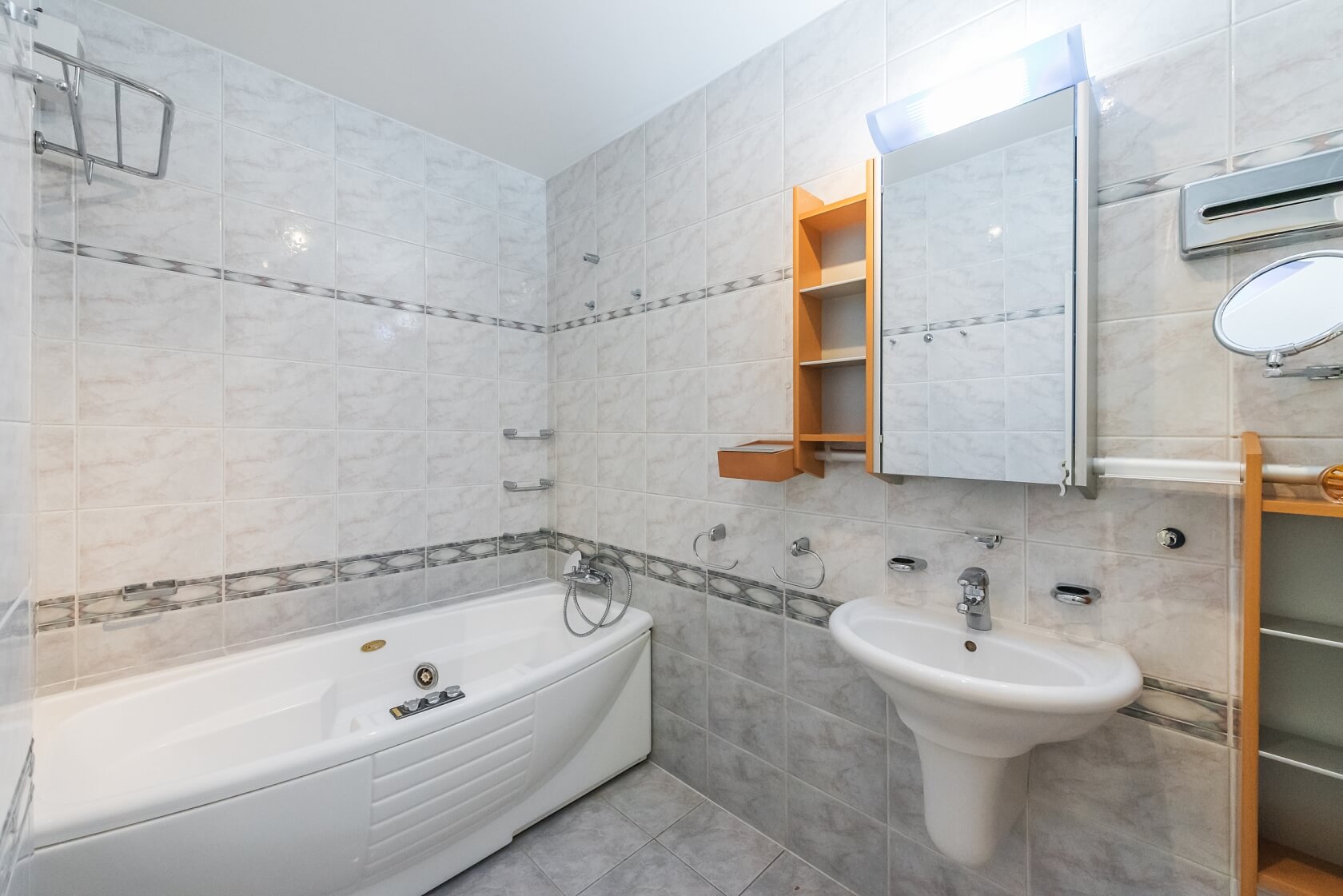 Libínská, Smíchov - Prague 5 | Rent, Apartment Two-bedroom (3+1), 105 m²