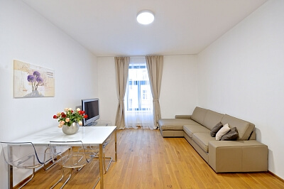 U Studánky, Bubeneč - Prague 7 | Rent, Apartment Two-bedroom (3+kk), 70 m²