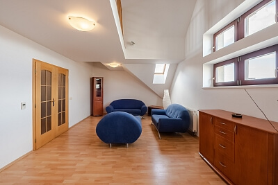 Baranova, Vinohrady - Prague 3 | Rent, Apartment One-bedroom (2+kk), 97 m²