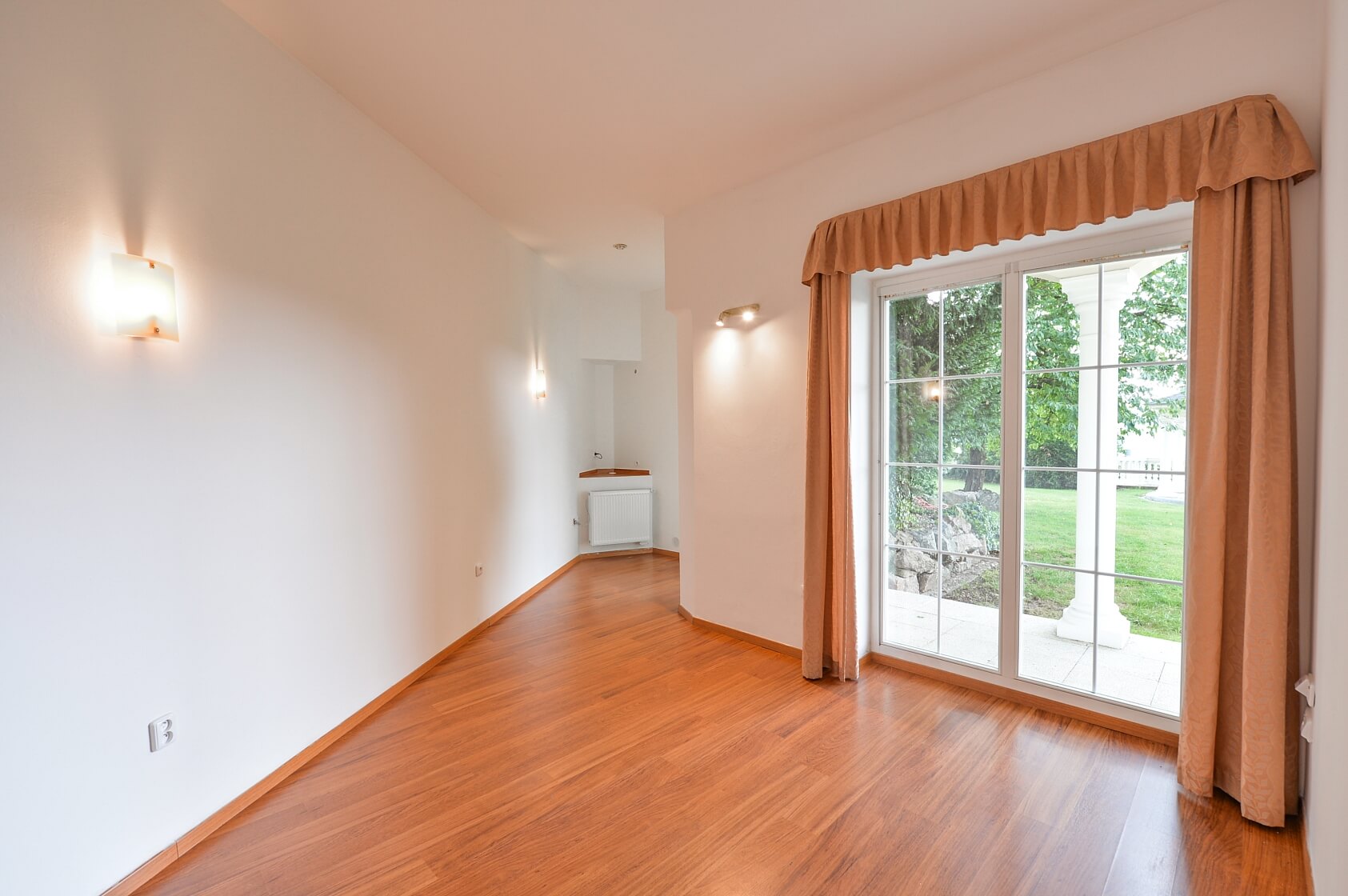 Jasná I, Braník - Prague 4 | Rent, Apartment Four-bedroom (5+1), 260 m²
