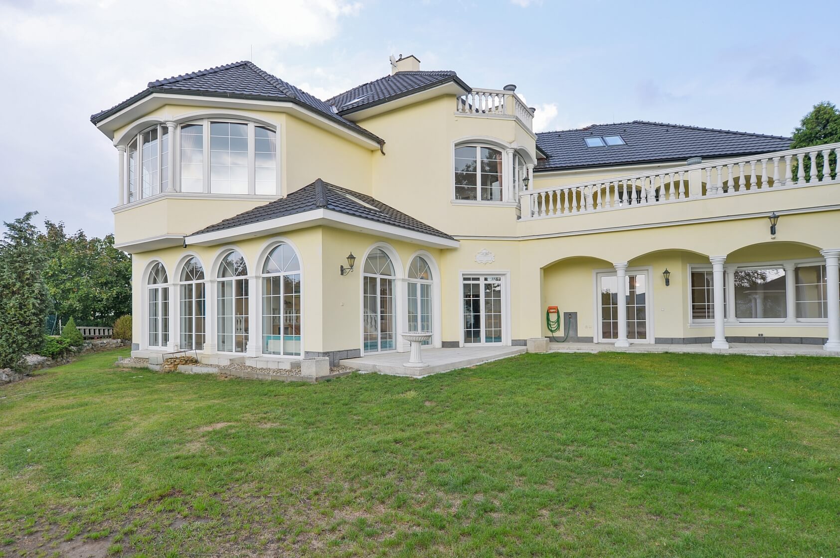 Jasná I, Braník - Praha 4 | Pronájem, Byt 5+1, 260 m²