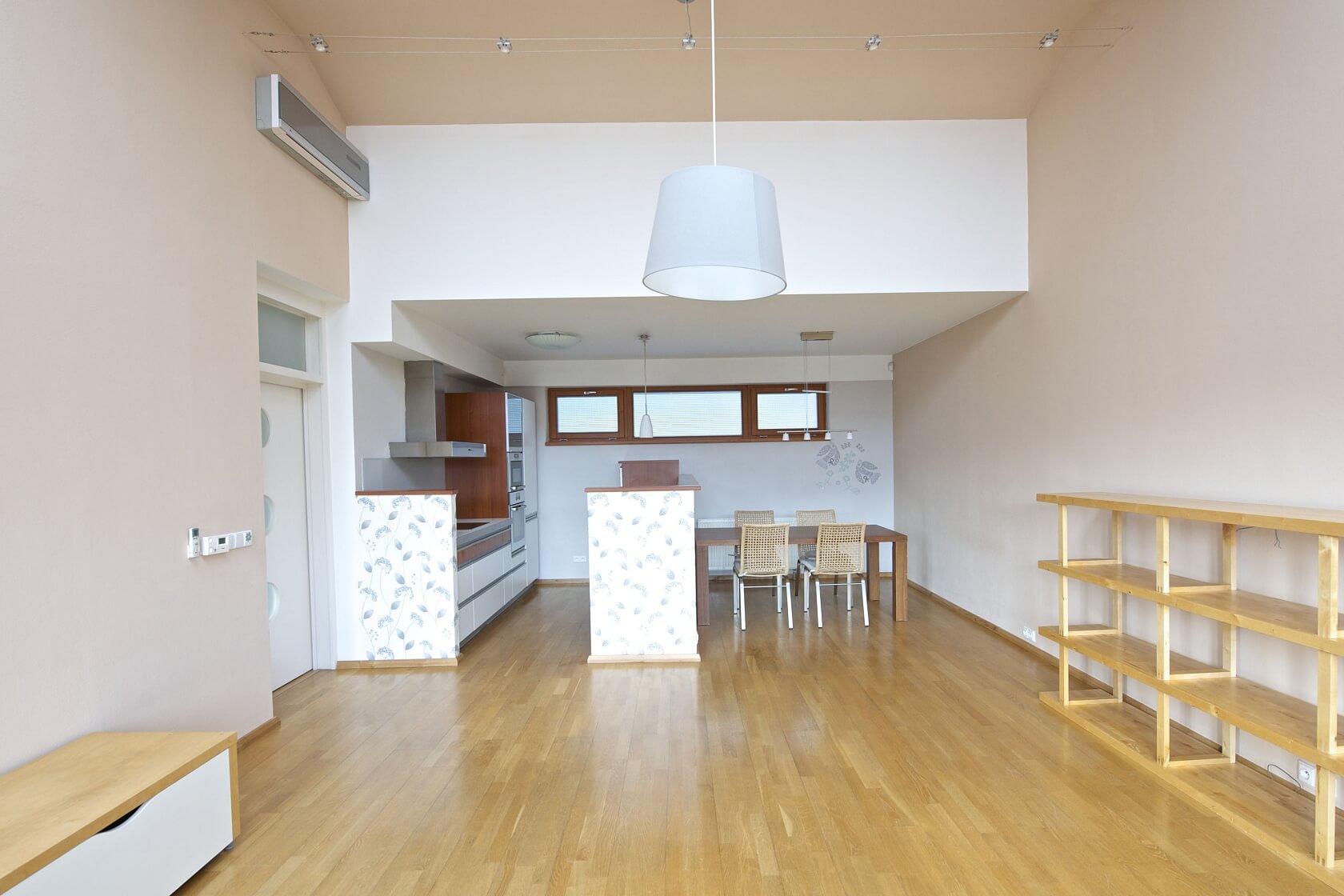 U stanice, Liboc - Praha 6 | Pronájem, Byt 3+kk, 112 m²