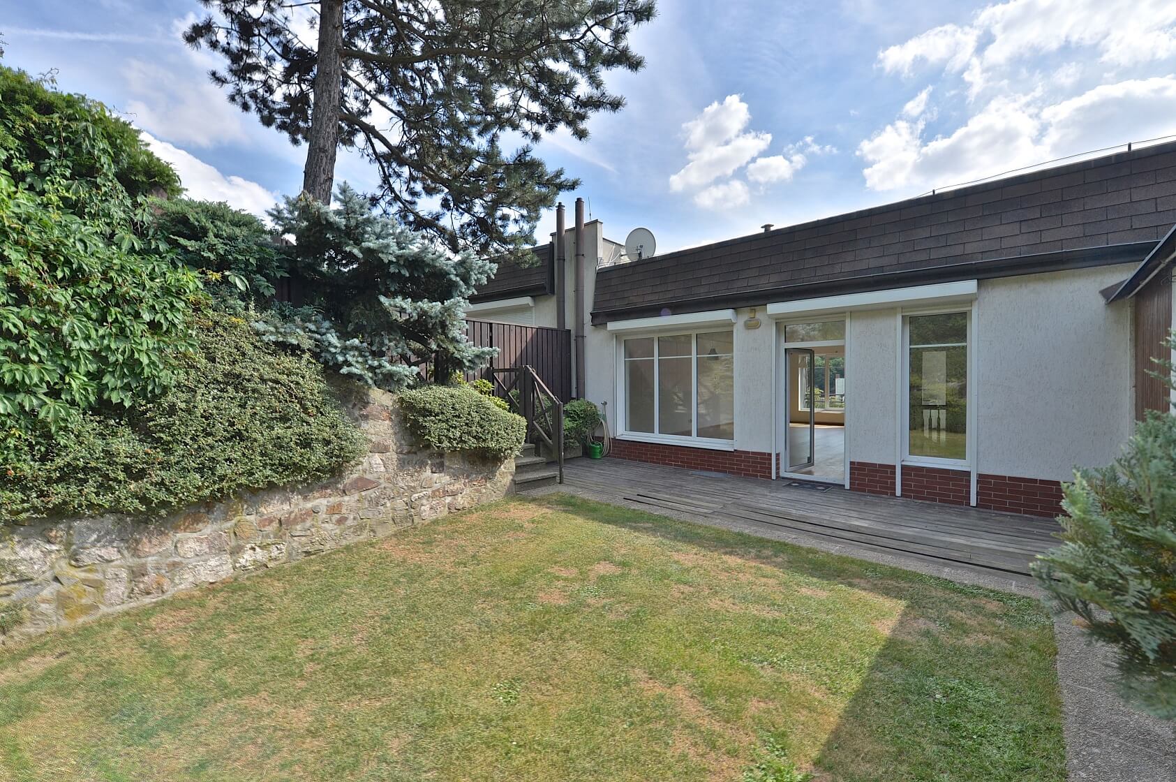 U Dvou srpů, Smíchov - Praha 5 | Pronájem, Rodinný dům 5+1, 210 m²