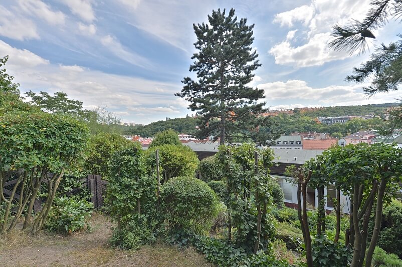 U Dvou srpů, Smíchov - Prague 5 | Rent, House Four-bedroom (5+1), 210 m²