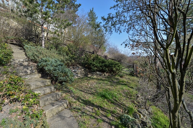 U Dvou srpů, Smíchov - Praha 5 | Pronájem, Rodinný dům 5+1, 183 m²